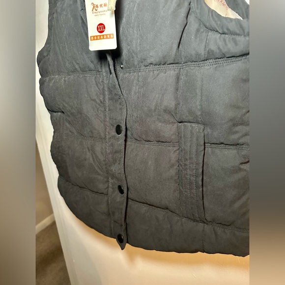 NWT black vest with gray hood size XXL - Picture 4 of 11